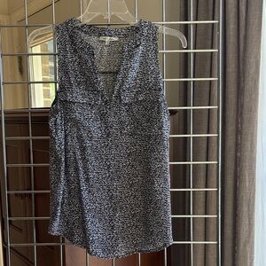 Rose & Rhyme Sleeveless Top